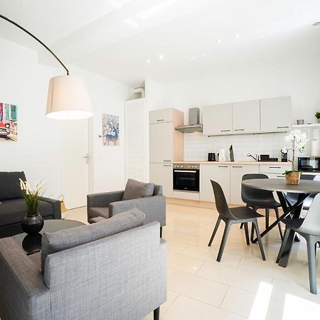 Chic Newly-Renovated Apartment Steps From Subway In Vienna'S Hernals District Exterior photo